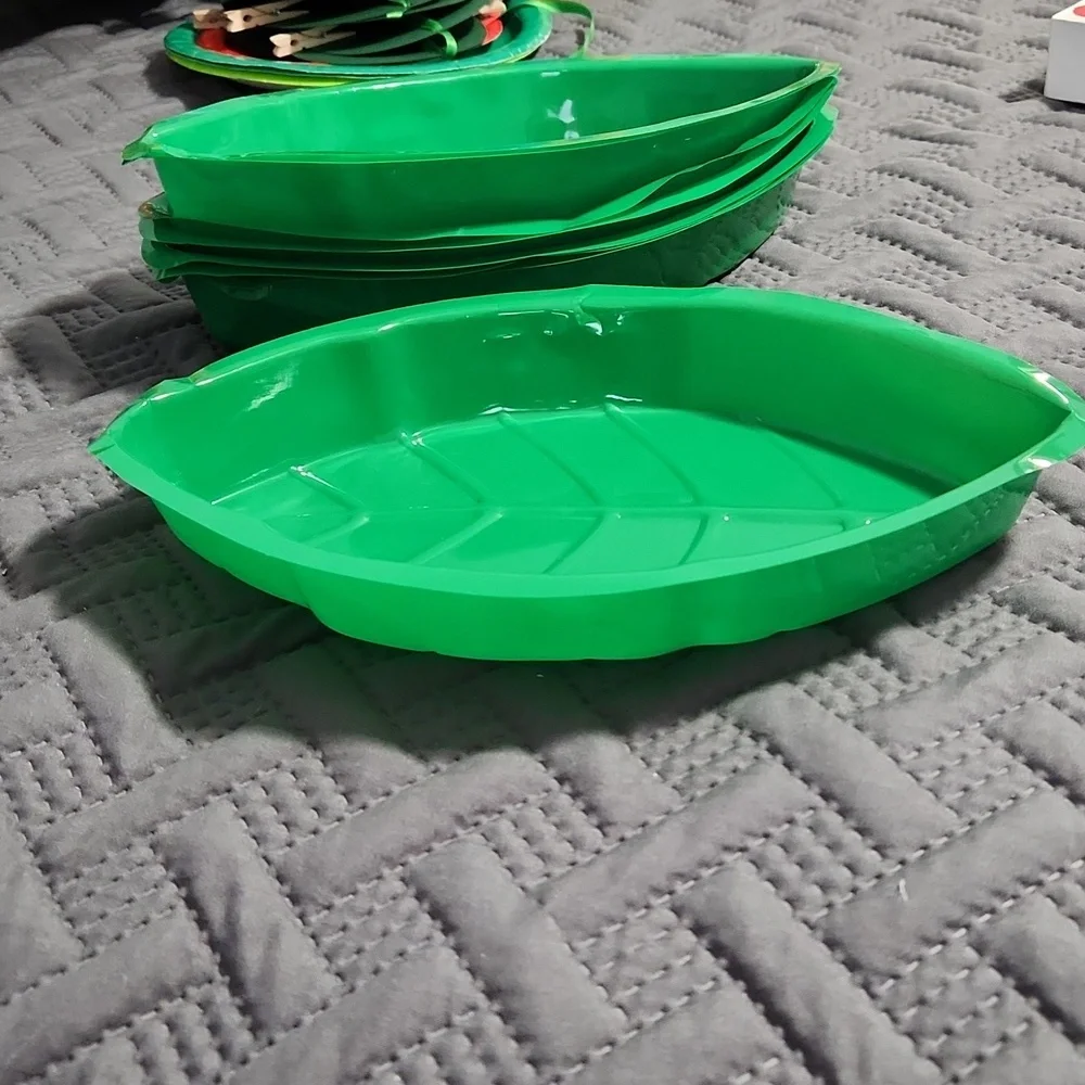Leaf Bowls 8pcs